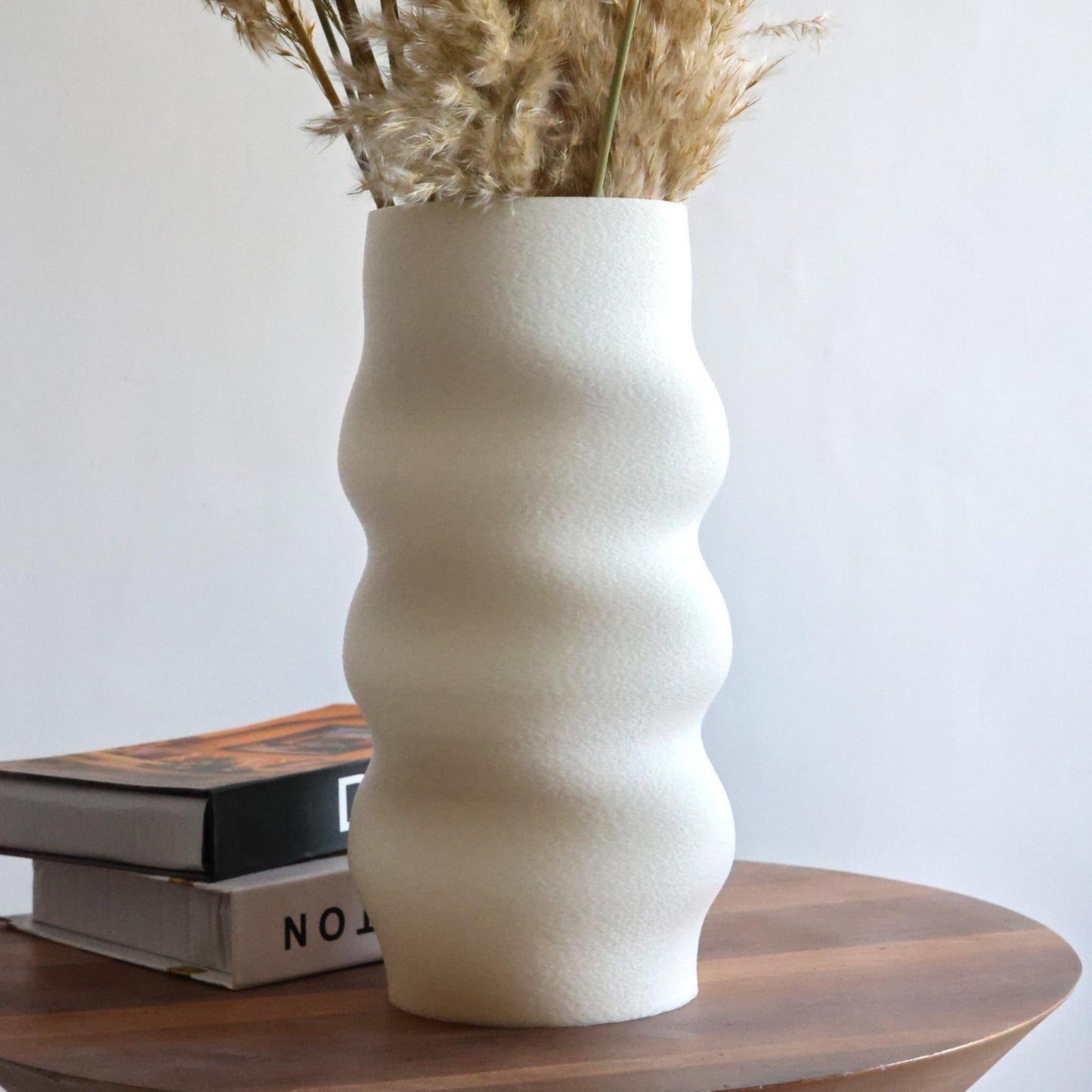 Large Vase Model