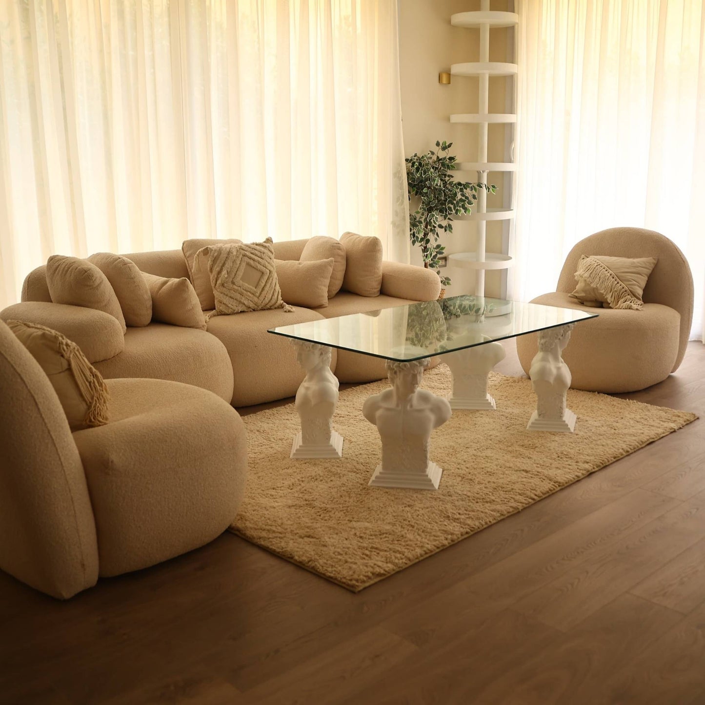 Exclusive David Table Design